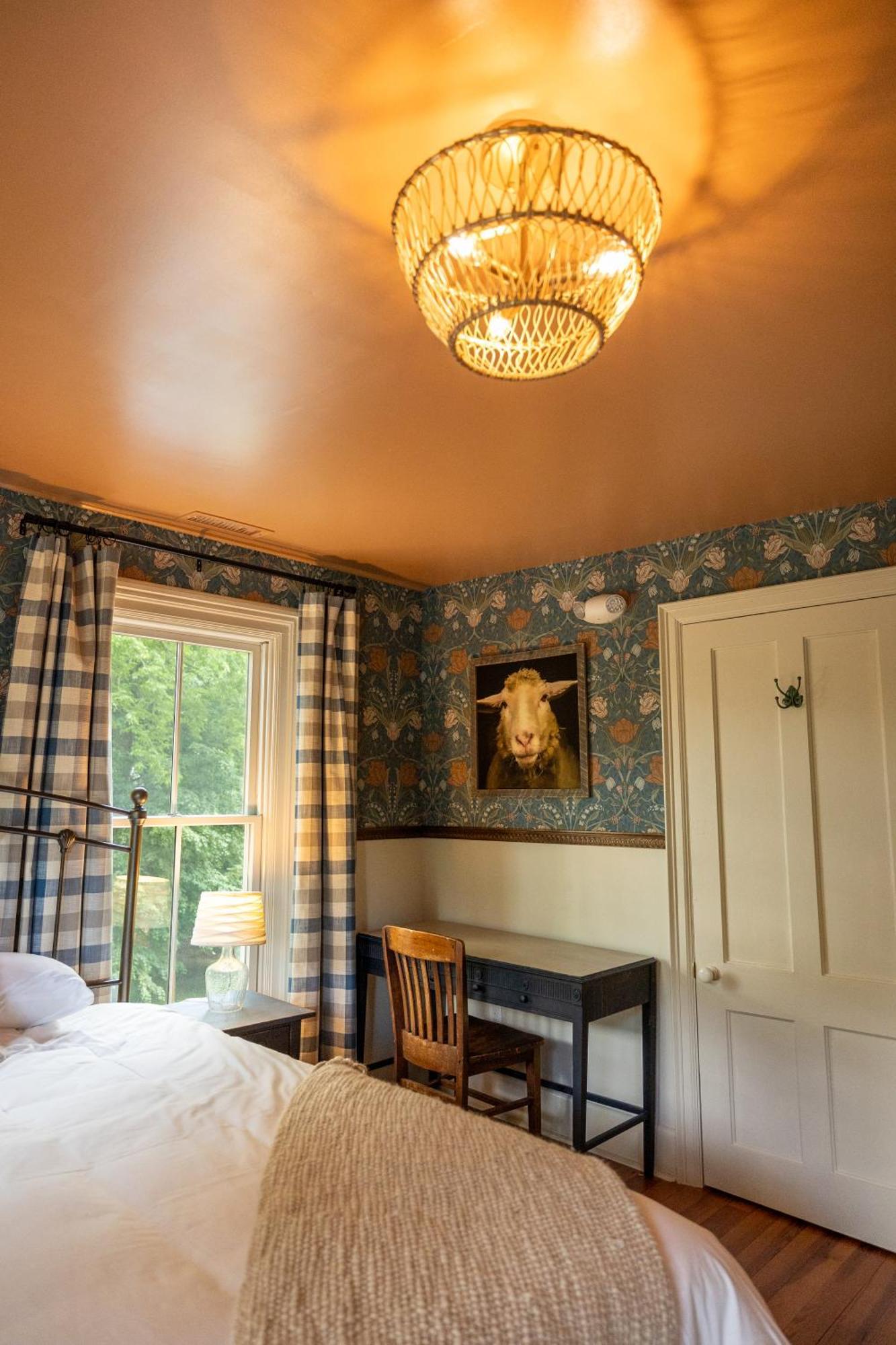 Wilder House Berkshires Bed and Breakfast Sheffield Exteriör bild