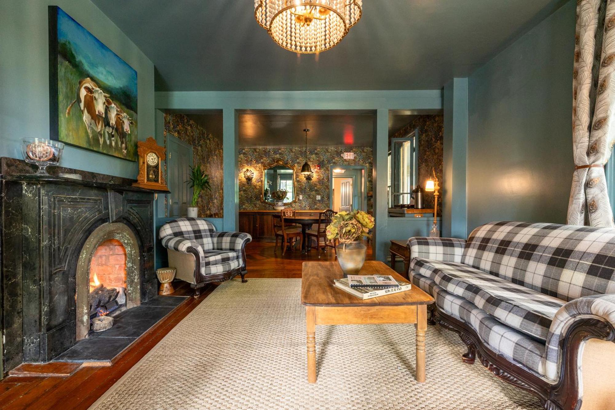 Wilder House Berkshires Bed and Breakfast Sheffield Exteriör bild